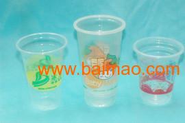 健新吸塑廠 專業生產一次性餐飲塑料制品的可靠供應商